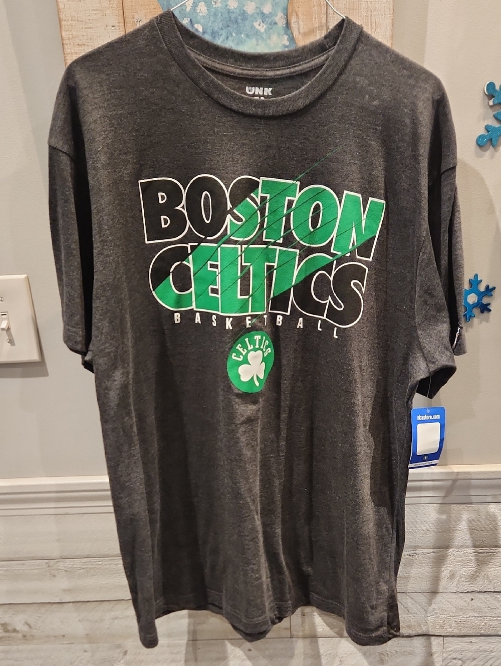 NWT UNK Boston Celtics Basketball Graphic Tee - Black & Green Sz 3XL